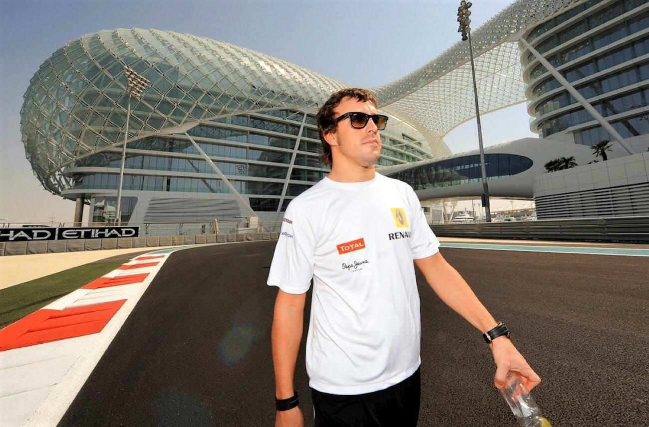 Fernando Alonso en 2009, cuando corría en Renault / EFE / EPA / PETER STEFFEN Fernando Alonso en 2009, cuando corría en Renault / EFE / EPA / PETER STEFFEN