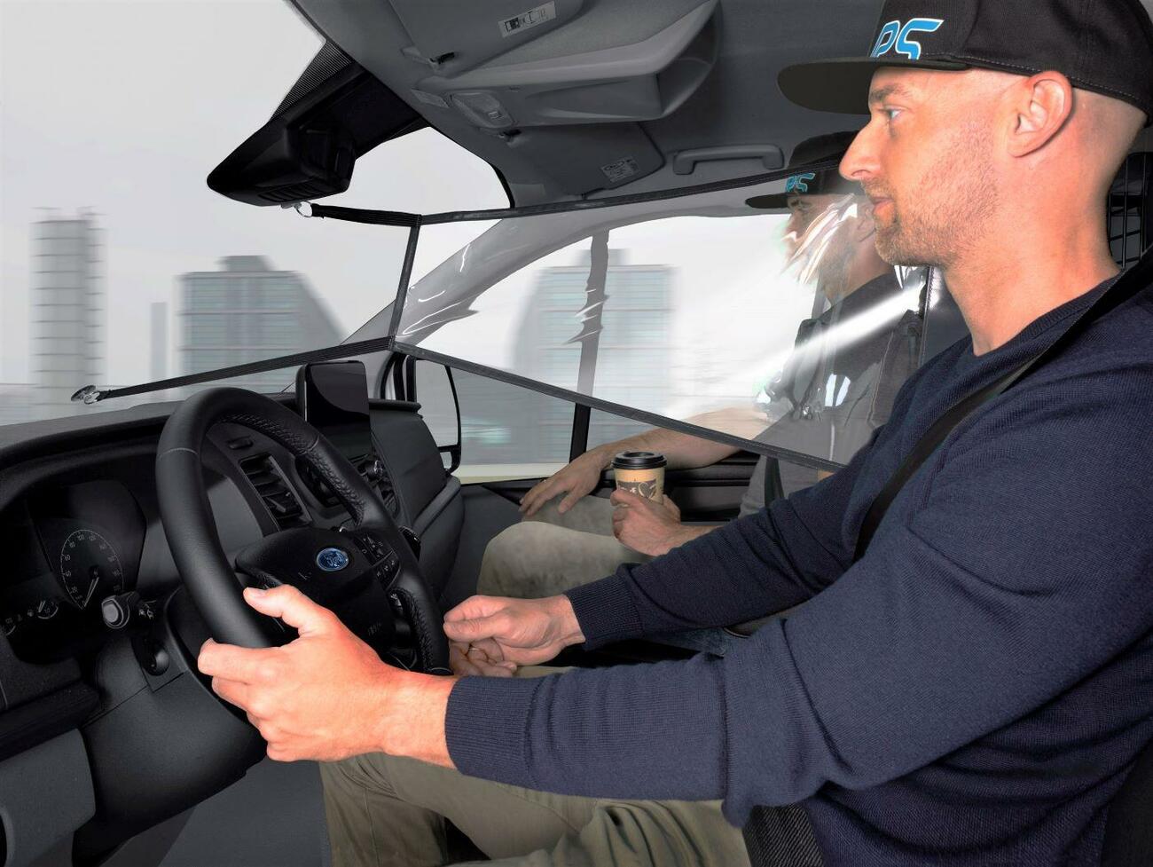 Pantalla de separación en una furgoneta de Ford Pantalla de separación en una furgoneta de Ford