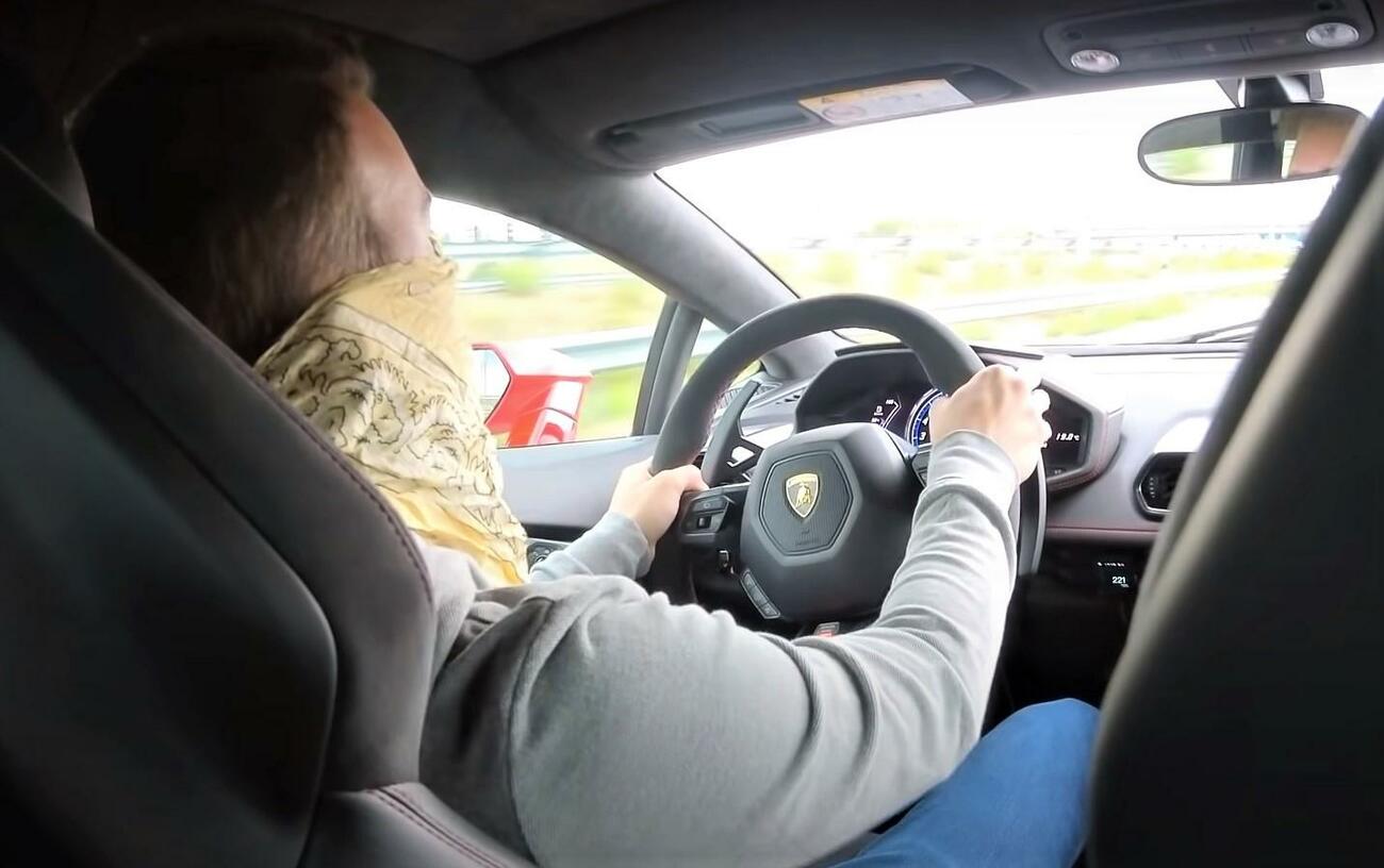 El Youtuber Vicesat detenido por exceso de velocidad con un Lamborghini Huracan