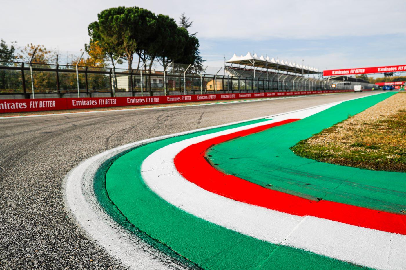 La F1 llega a Ímola y con clasificación al sprint