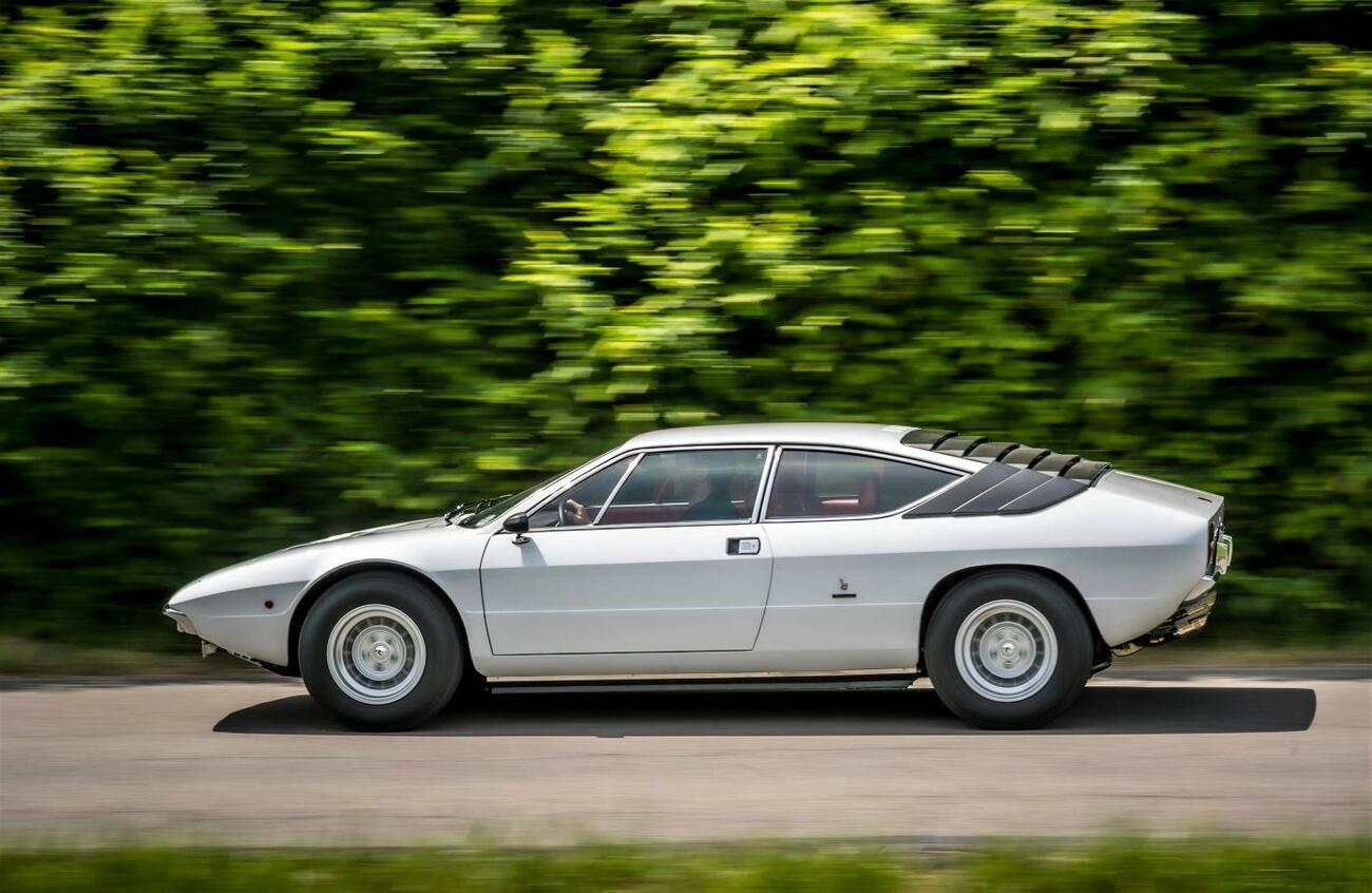 Lamborghini Urraco / LAMBORGHINI