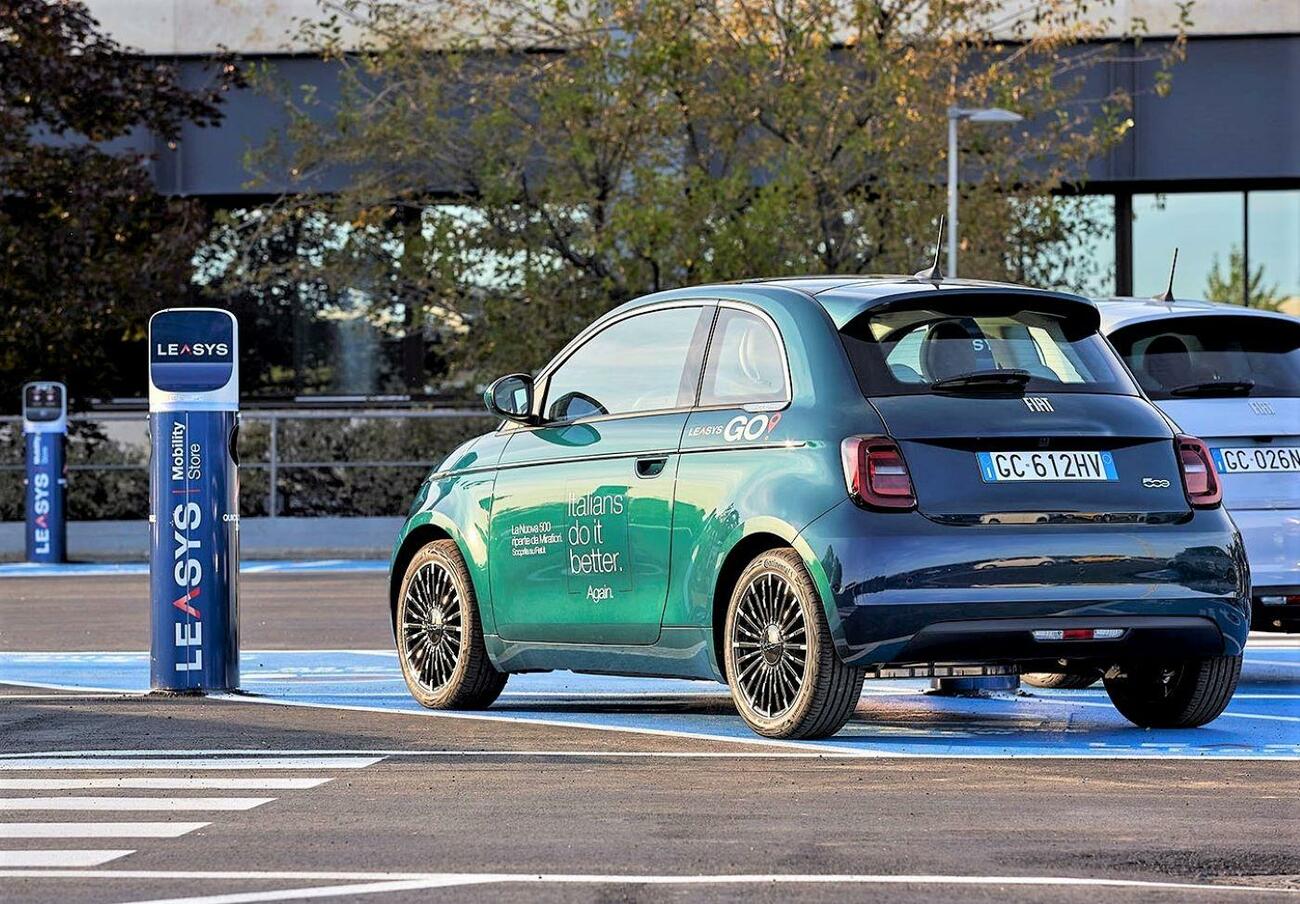 Carsharing de Leasys (Fiat) con el modelo eléctrico Fiat 500e / FIAT Carsharing de Leasys (Fiat) con el modelo eléctrico Fiat 500e / FIAT