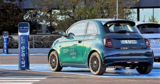 Carsharing de Fiat con el modelo eléctrico Fiat 500e / FIAT