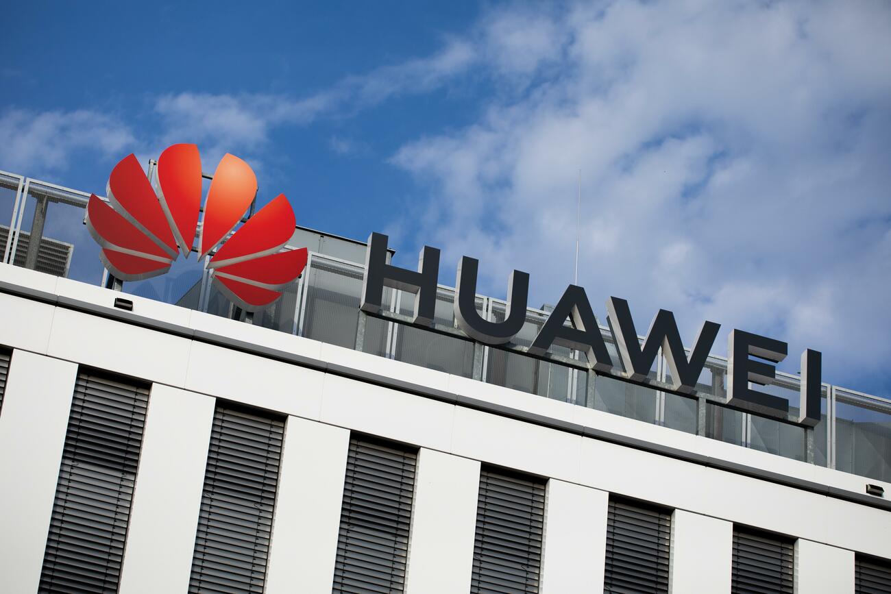 Logo del fabricante tecnológico chino Huawei / EP Logo del fabricante tecnológico chino Huawei / EP