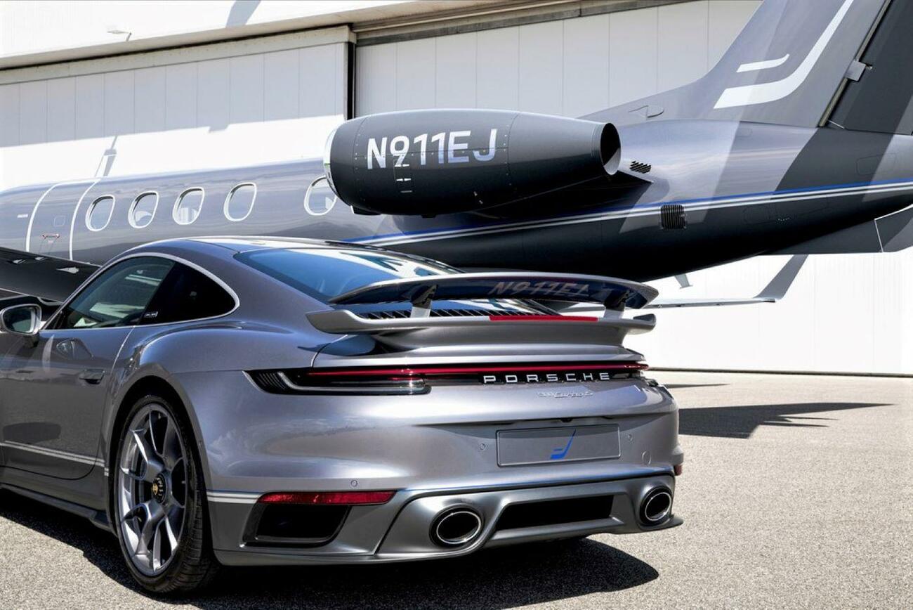 La sinergia de Porsche 911 y Embraer / PORSCHE La sinergia de Porsche 911 y Embraer / PORSCHE