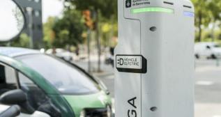 Punto de carga de coches eléctricos Endolla Barcelona / AYUNTAMIENTO DE BARCELONA