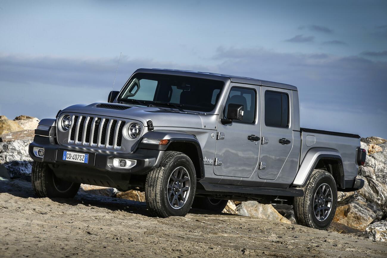 Nueva pick up Jeep Gladiator / JEEP