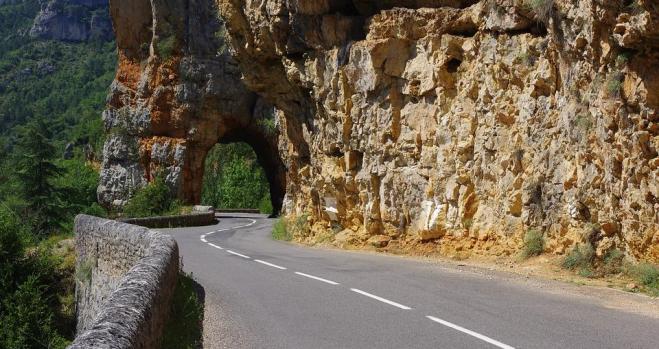Carretera de montaña en Francia