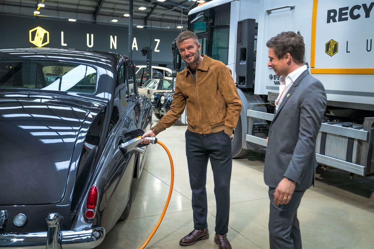 David Beckham con la dirección de Lunaz