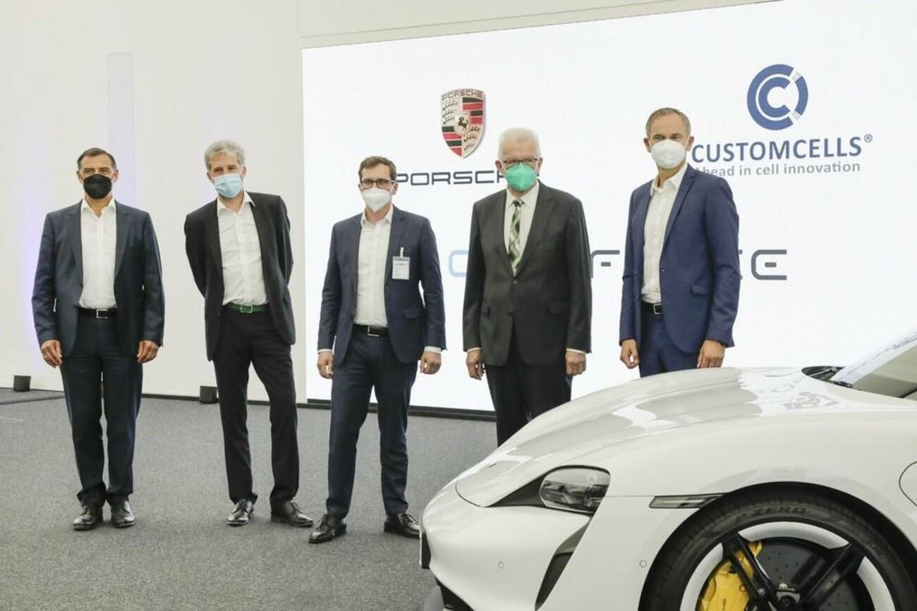 Directivos de Porsche y Cellforce presentan su alianza en baterías / PORSCHE Directivos de Porsche y Cellforce presentan su alianza en baterías / PORSCHE