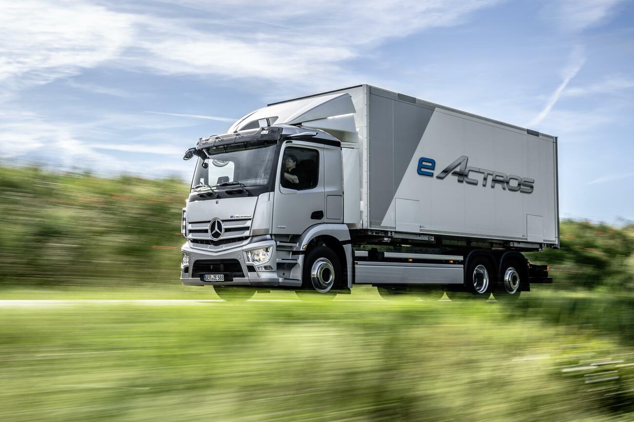 Nuevo camión eléctrico Mercedes e-Actros / MERCEDES Nuevo camión eléctrico Mercedes e-Actros / MERCEDES