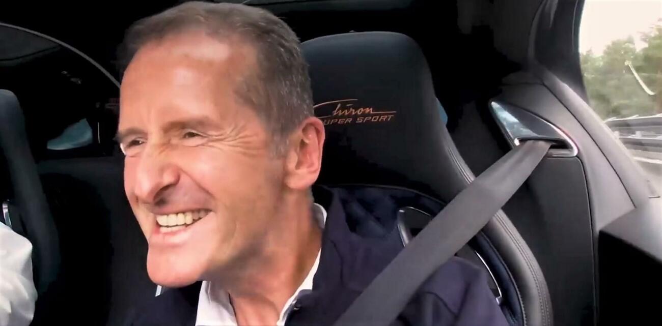 Herbert Diess prueba el Bugatti Chiron