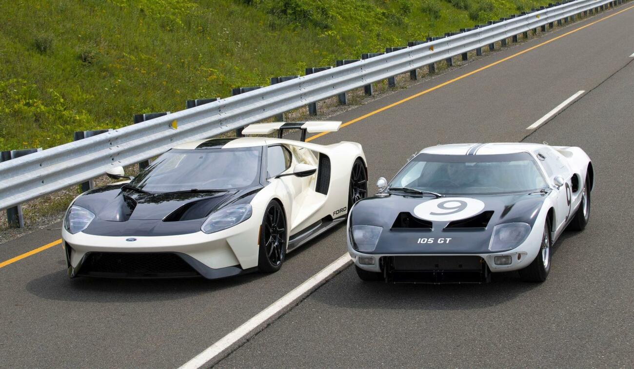 Ford GT Heritage junto al modelo original / FORD Ford GT Heritage junto al modelo original / FORD
