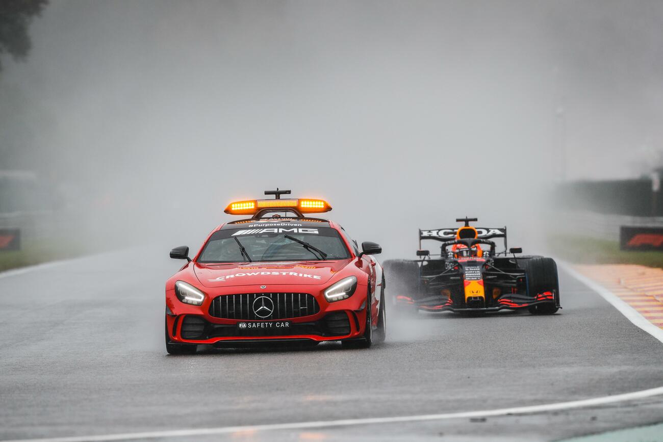 Verstappen tras el Safety Car en el GP de F1 de Bélgica en Spa / AFP7 / EUROPA PRESS