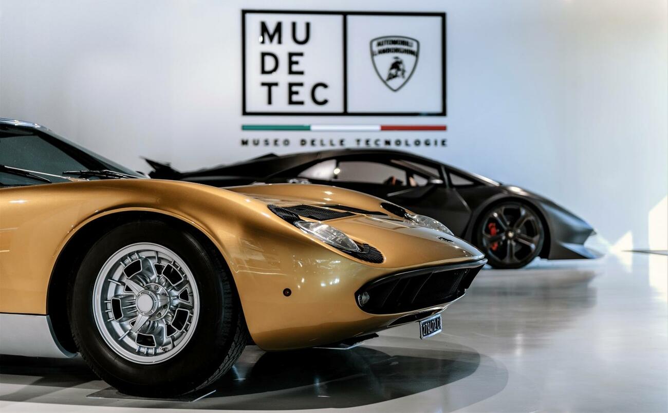 Museo de Lamborghini en su sede de Bolonia / LAMBORGHINI