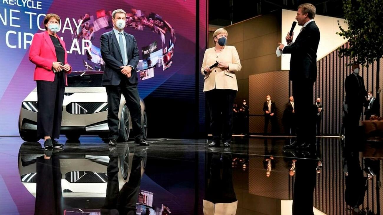 AngelaMerkel en el Salón de Múnich / GOBIERNO DE ALEMANIA