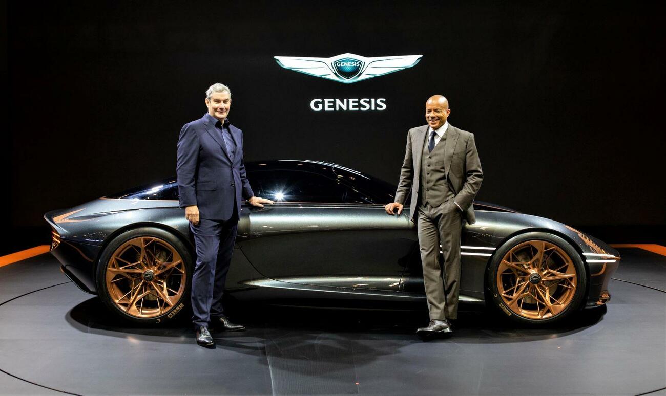 Luc Donckerwolke (izquierda), jefe de diseño de Hyundai y Genesis / HYUNDAI Luc Donckerwolke (izquierda), jefe de diseño de Hyundai y Genesis / HYUNDAI