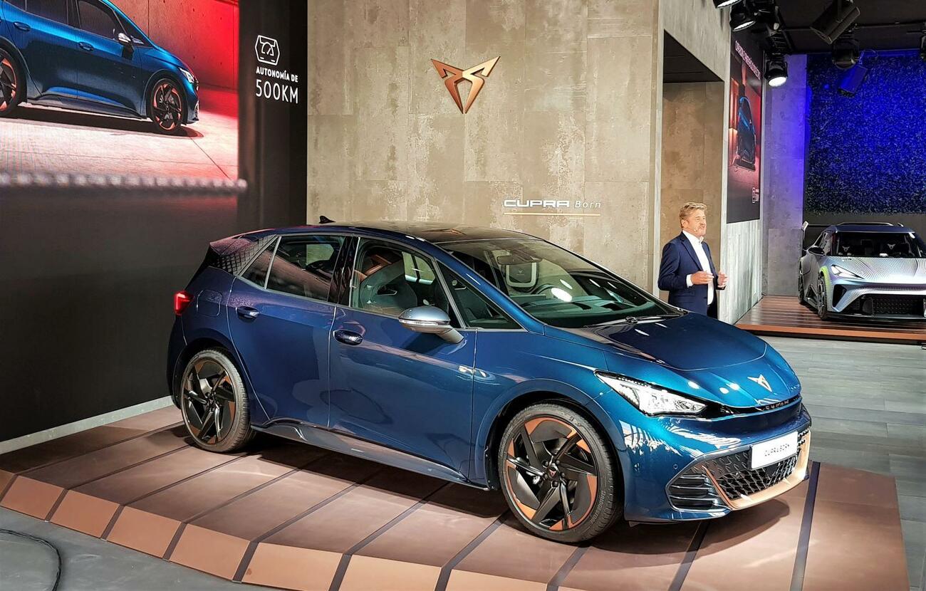 Wayne Griffiths presenta el Cupra Born en Automobile Barcelona