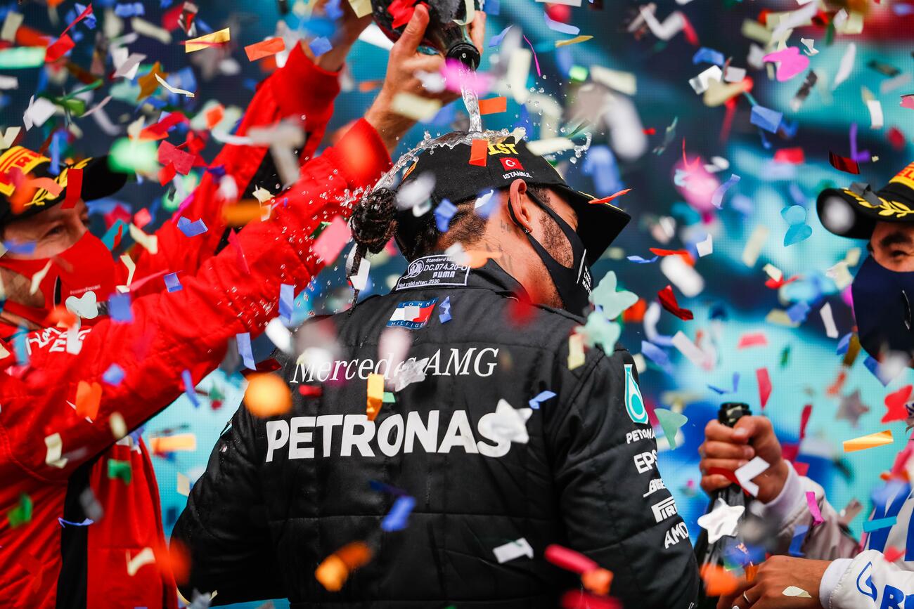 Hamilton celebrasu victoria en el GP de Turquía de 2020 / ANTONIN VINCENT / AFP7 / EUROPA PRESS