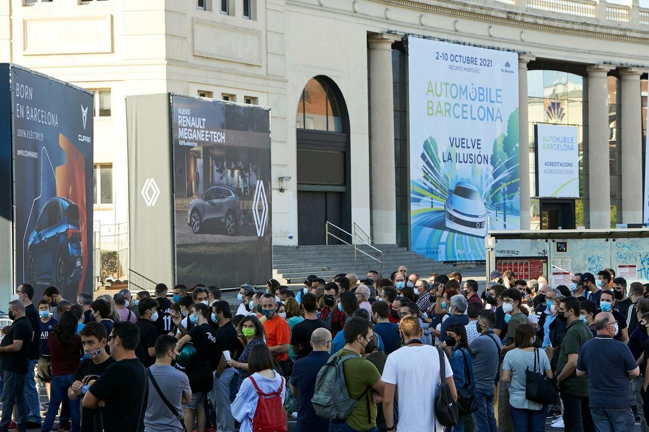 Colas para entrar a Automobile Barcelona / FIRA Colas para entrar a Automobile Barcelona / FIRA