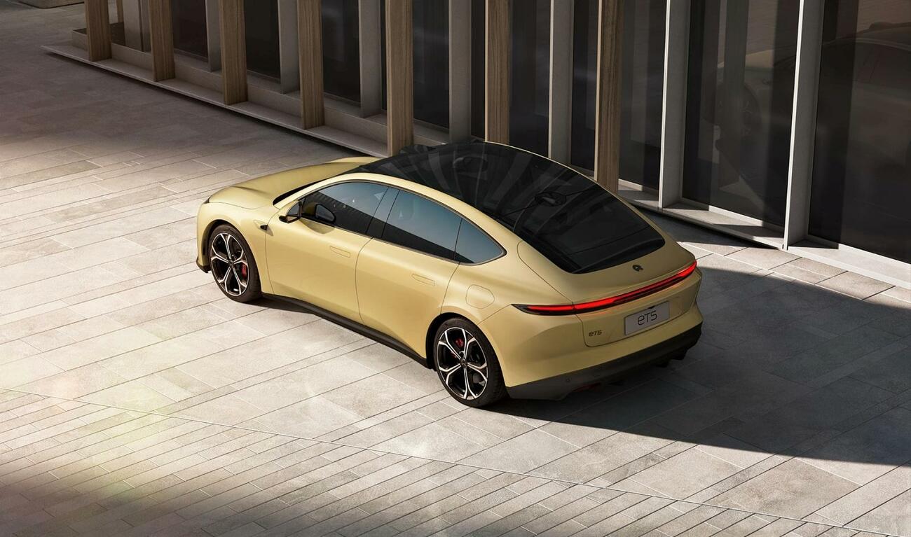 Nuevo modelo eléctrico NIO ET5 / NIO