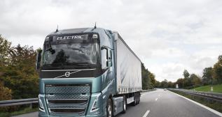 Prueba de un camión eléctrico en Alemania / VOLVO Prueba de un camión eléctrico en Alemania / VOLVO