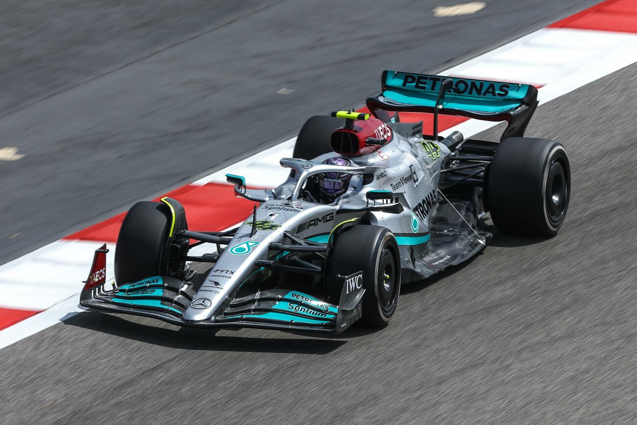 Hamilton en las pruebas de F1 en Bahrein / DIEDERIK VAN VER LAAN / AFP7 / EUROPA PRESS