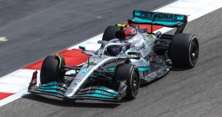 Hamilton en las pruebas de F1 en Bahrein / DIEDERIK VAN VER LAAN / AFP7 / EUROPA PRESS