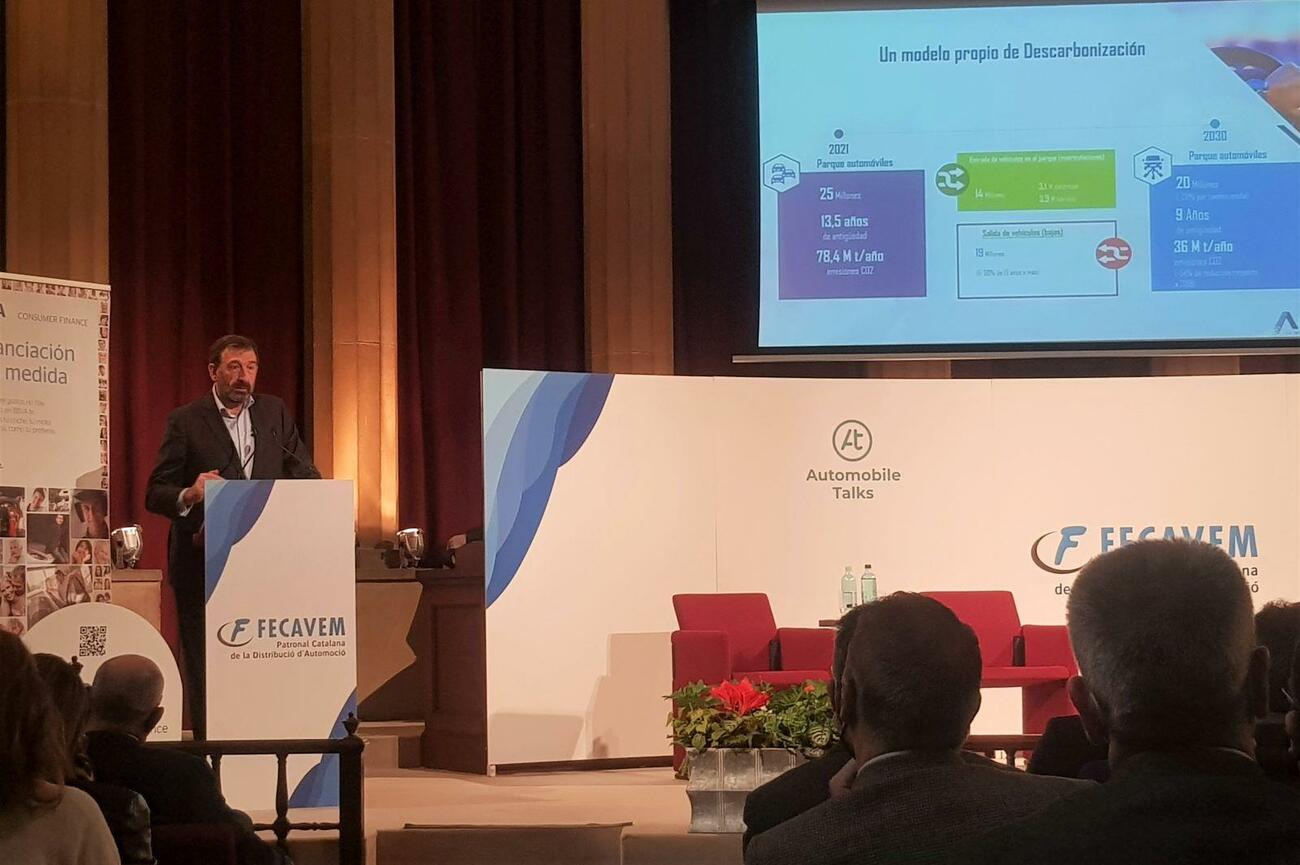 José López Tafall en un encuentro de Fecavem