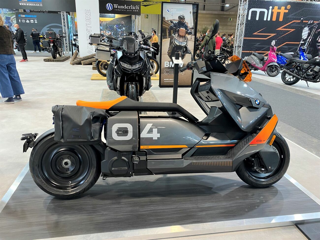 BMW CE 04 en el Salón Vive la Moto de Madrid / A.M.