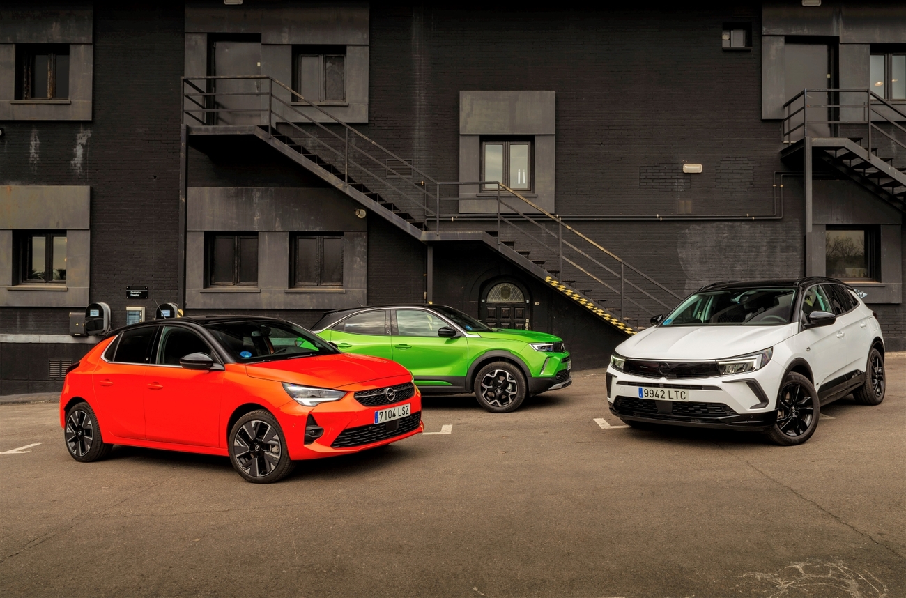 Turismos electrificados de Opel