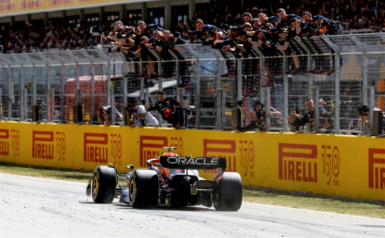 Verstappen cruza la meta en Montmeló / AFP7 / EUROPA PRESS