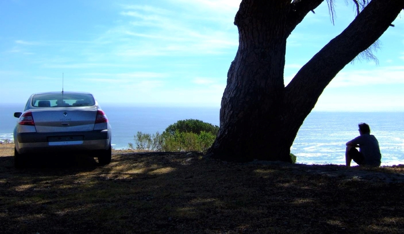 Coche de alquiler en una zona turística / HERTZ