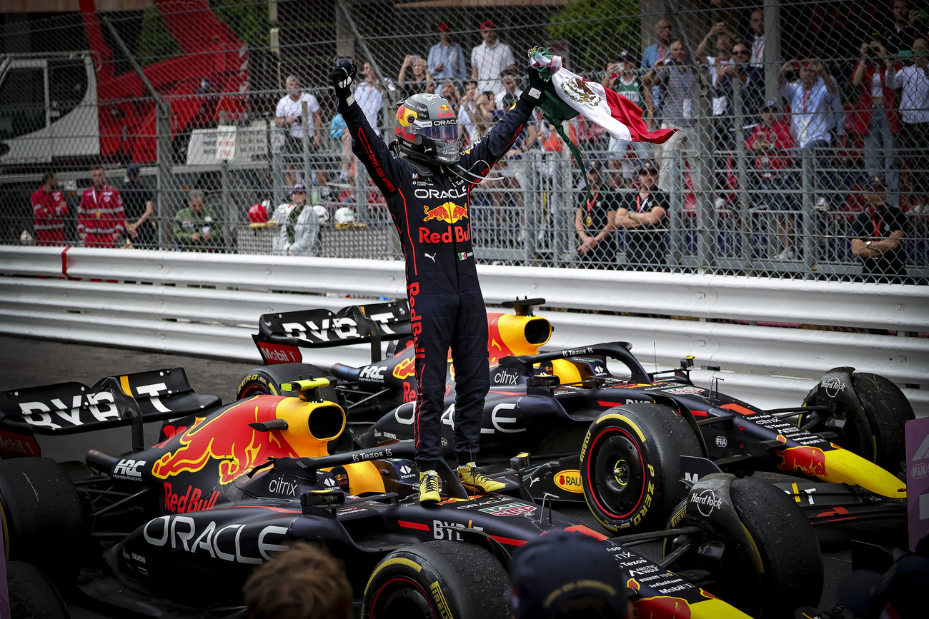 Sergio Pérez celebra la victoria en Mónaco / PAULO MARIA / AFP7 / EUROPA PRESS