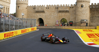 Verstappen en el GP de F1 de Bakú / XAVI BONILLA / AFP7 / EUROPA PRESS
