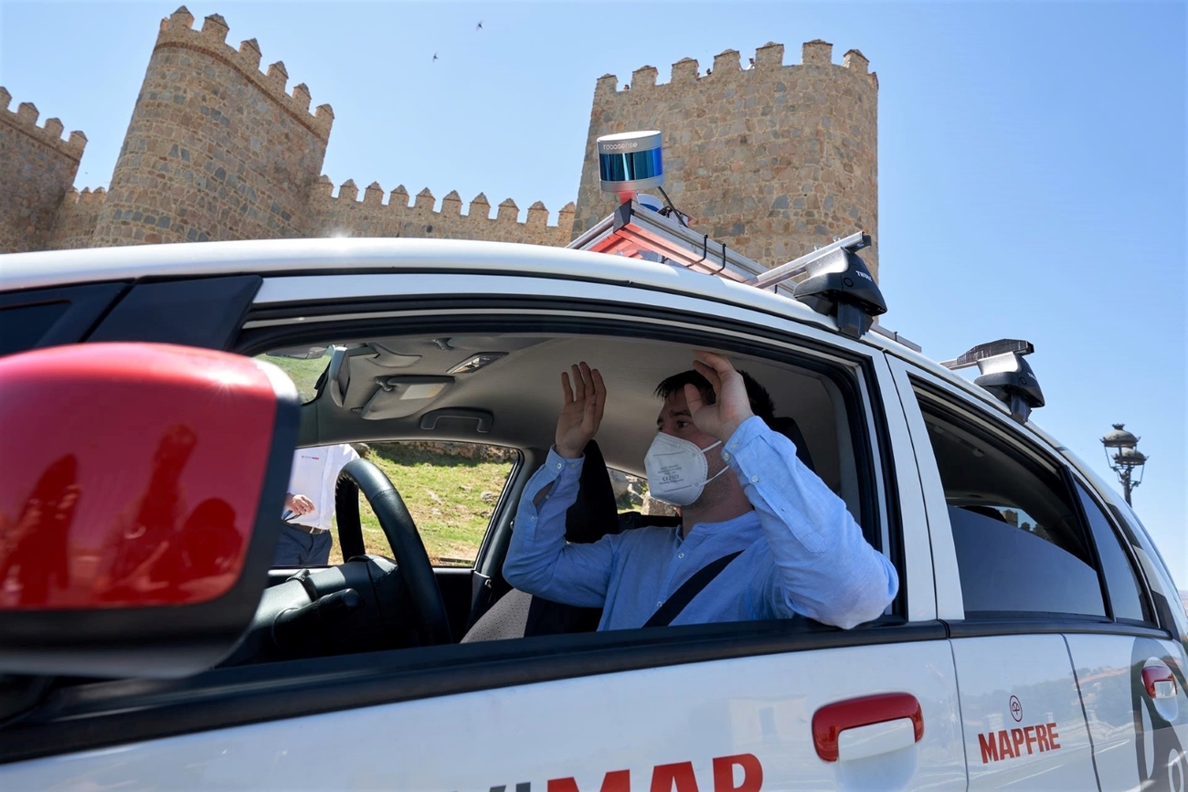 Prueba de coche autónomo de Mapfre / RAÚL SANCHIDRIÁN / EFE Prueba de coche autónomo de Mapfre / RAÚL SANCHIDRIÁN / EFE