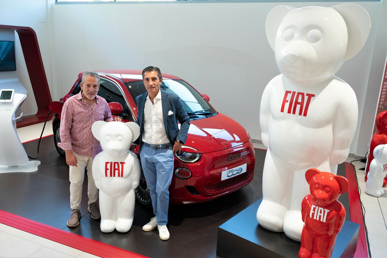 El artista dEmo y Alejandro Noriega (Fiat España) / FIAT