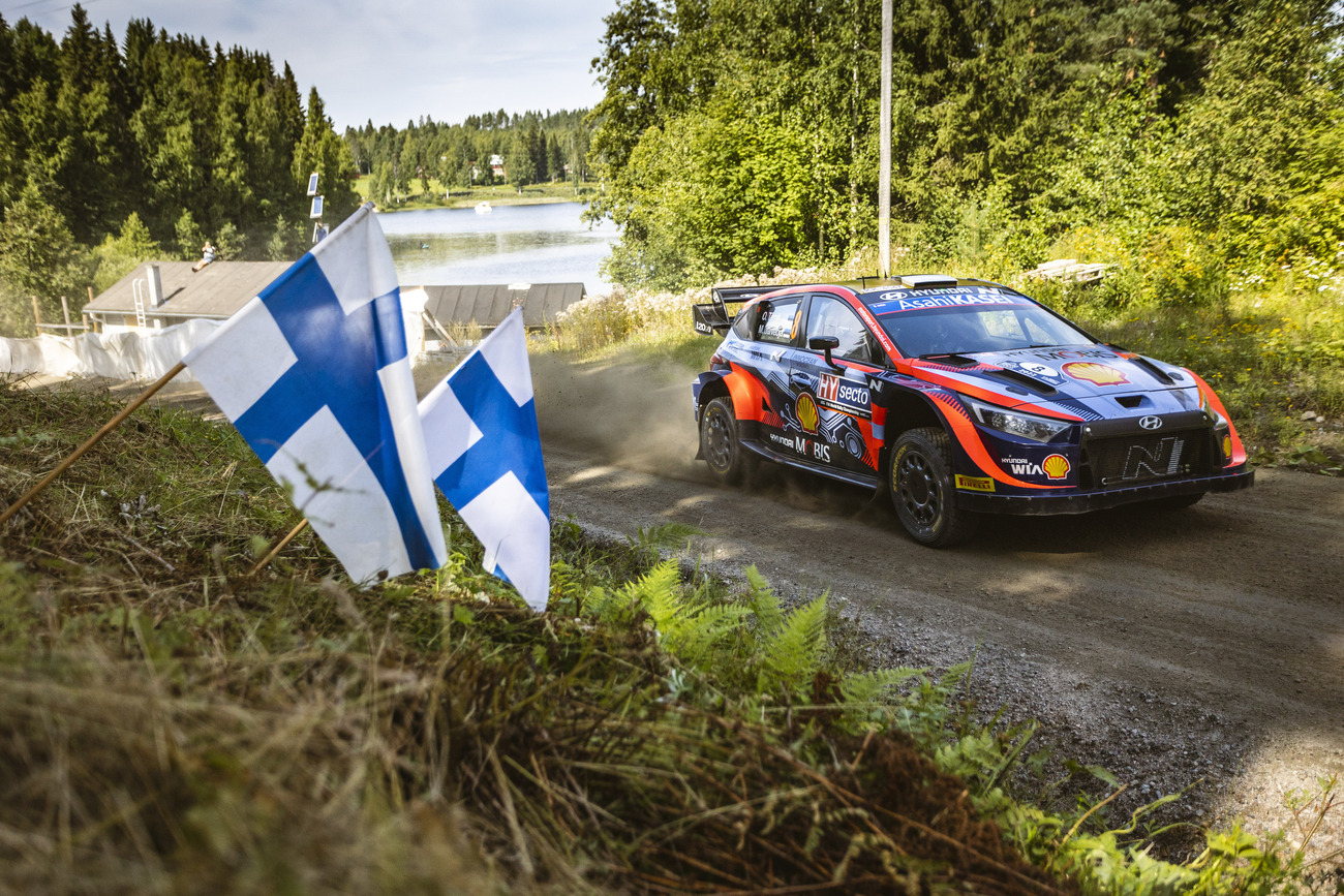 Tanak (Hyundai) en el Rally de Finlandia / NIKOS KATIKIS / EUROPA PRESS