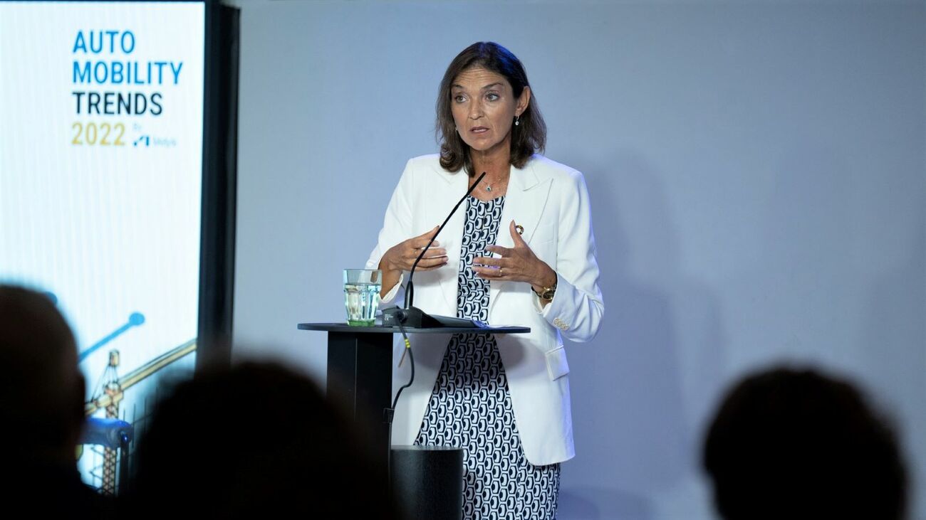 La ministra Reyes Maroto, en Auto Mobility Trends By Metyis 2022 / DAVID ZORRAKINO / EUROPA PRESS