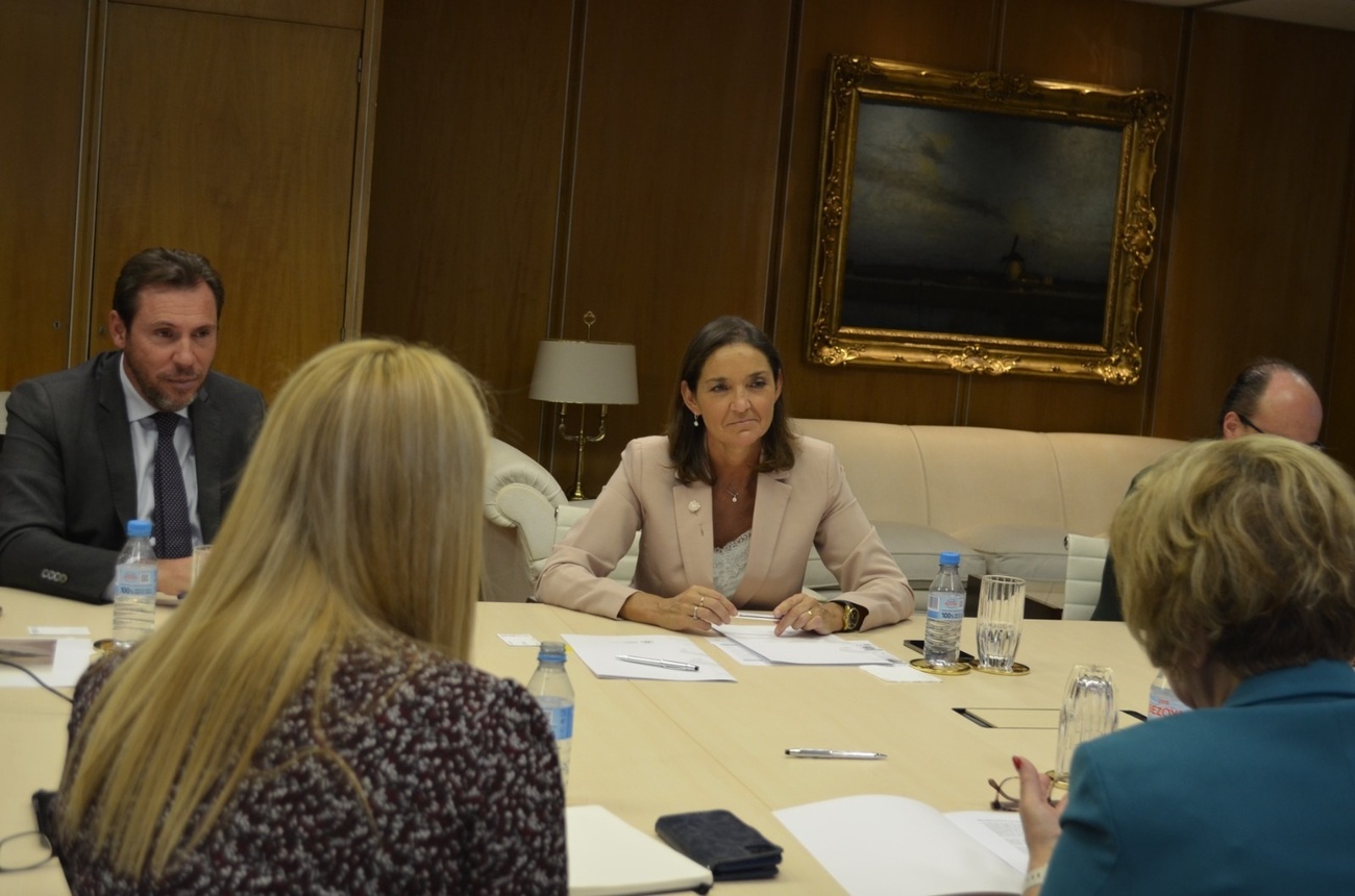 Reyes Maroto firma un procolo con InoBat para la gigafactoría de Valladolid