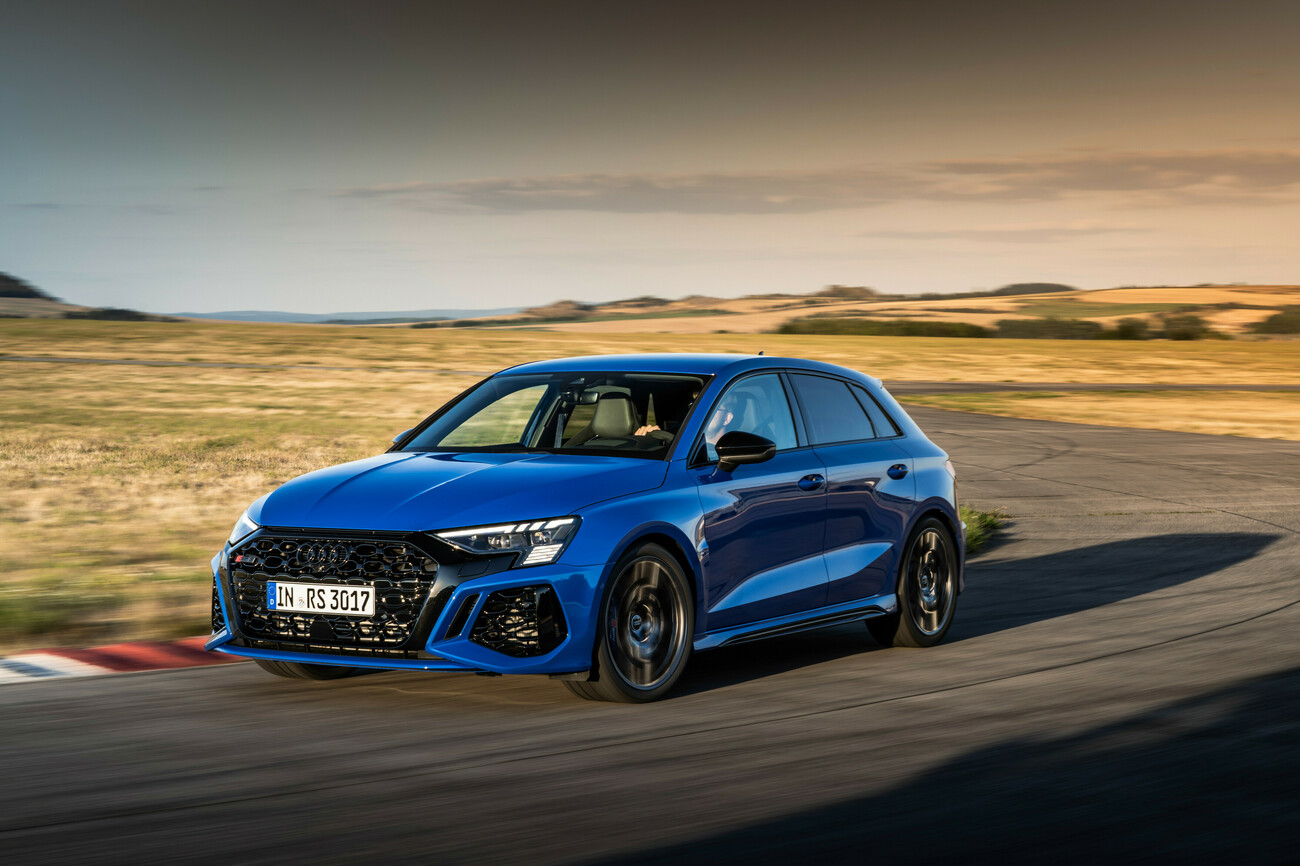 Audi RS 3 Sportback Performance Edition / AUDI Audi RS 3 Sportback Performance Edition / AUDI
