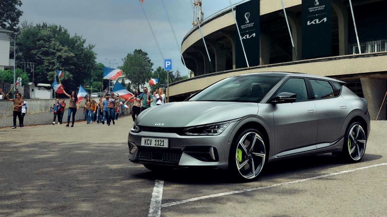 Coche de kia para el Mundial de Qatar / KIA