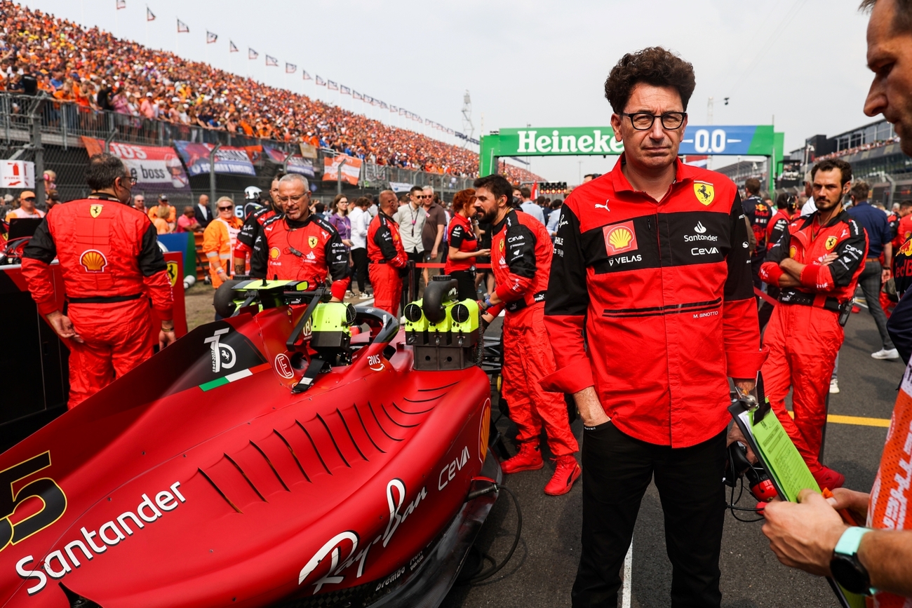 Mattia Binotto junto a un Ferrari / ANTONIN VINCENT / EUROPA PRESS