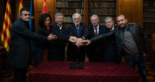 El presidente de Chery junto a patronales y sindicatos / DAVID ZORRAKINO / EUROPA PRESS El presidente de Chery junto a patronales y sindicatos / DAVID ZORRAKINO / EUROPA PRESS
