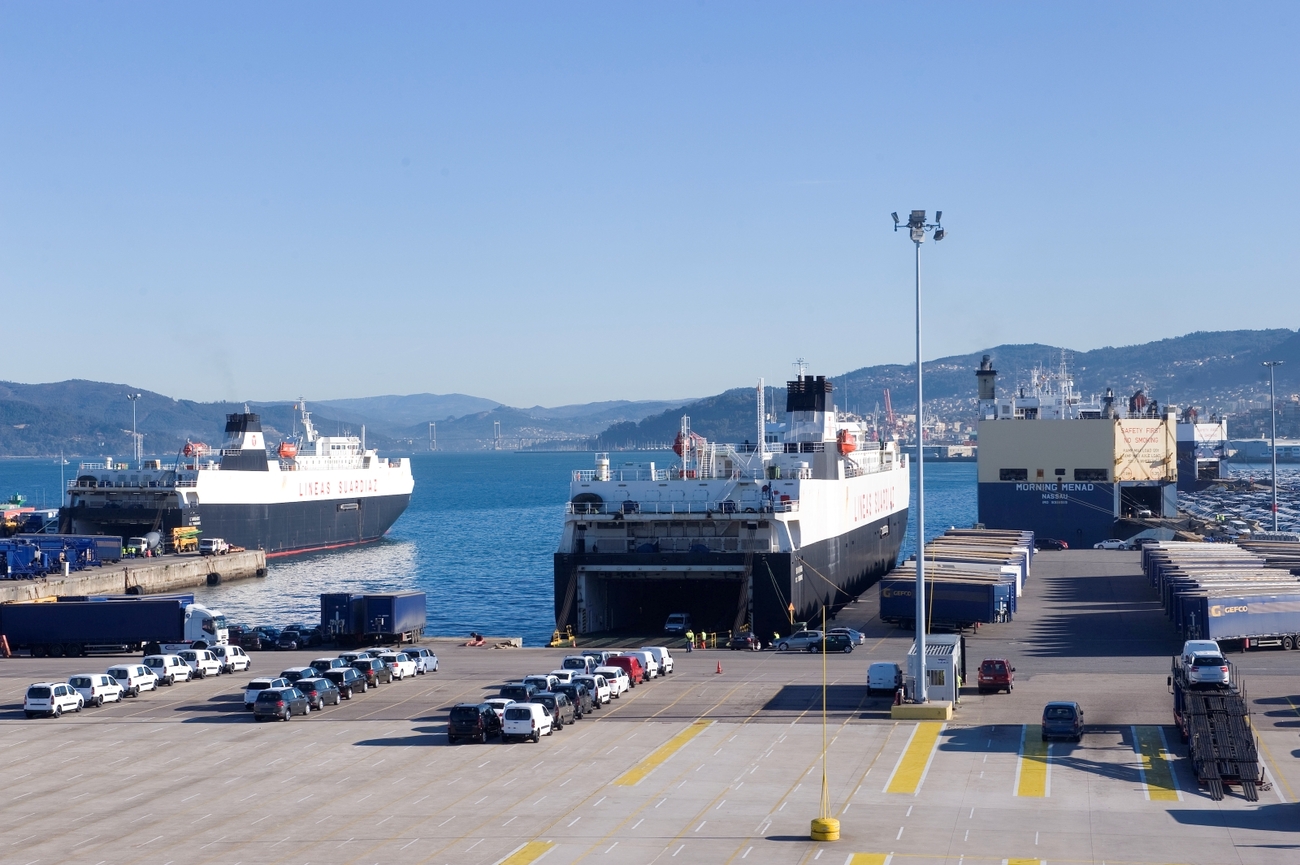 Puente marítimo de Stellantis desde Vigo Puente marítimo de Stellantis desde Vigo