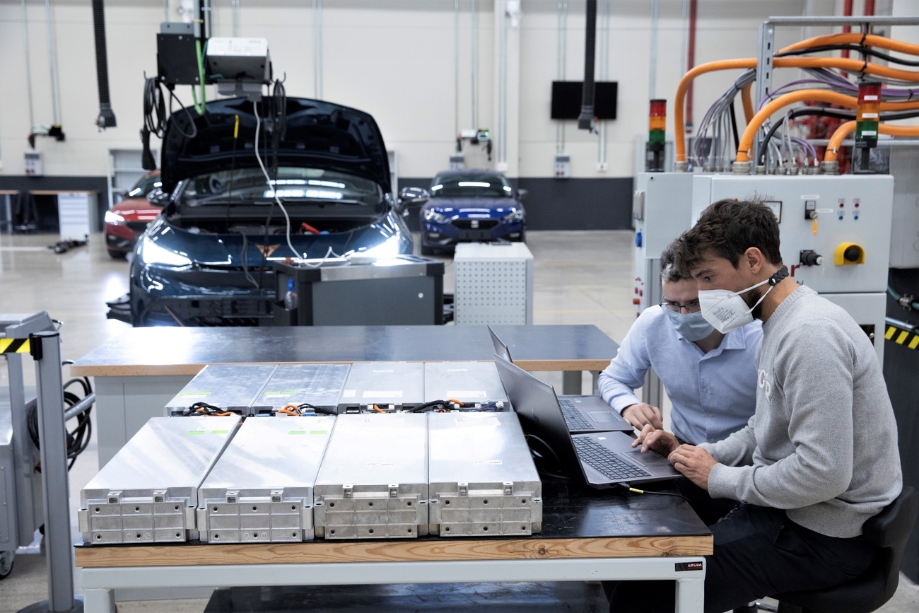 Laboratorio de baterías Test Energy Center de Seat