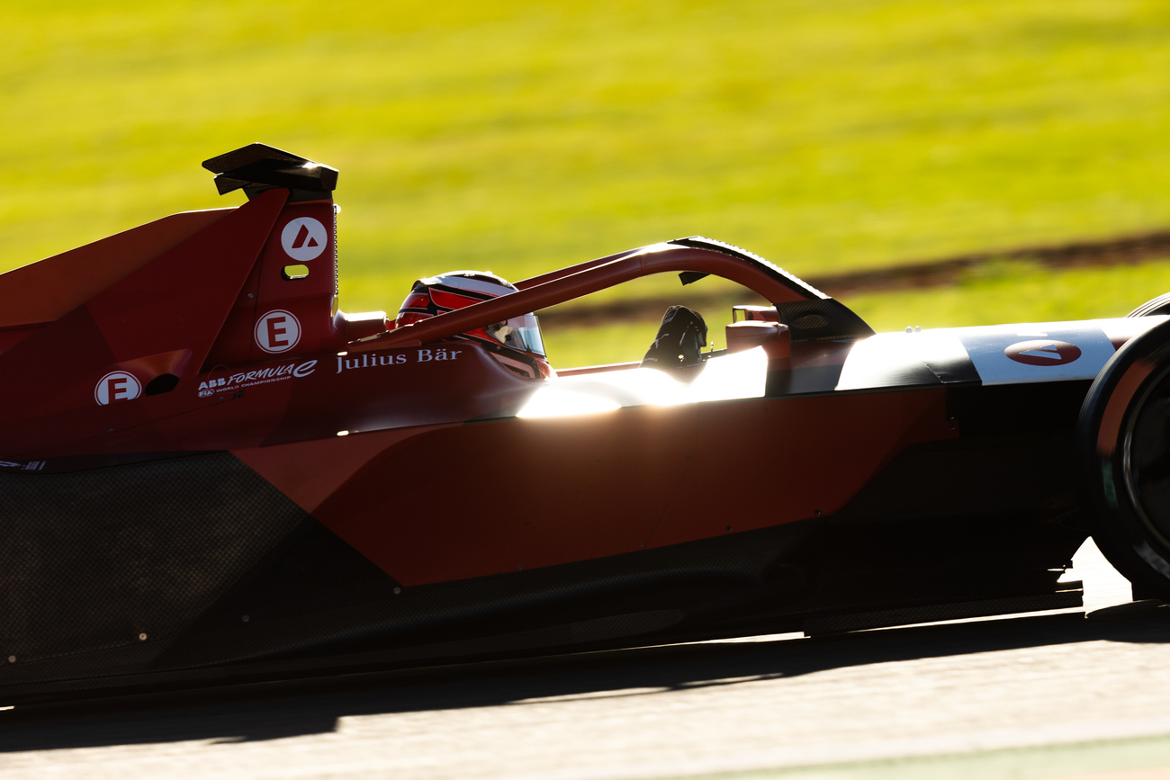 El piloto Jake Dennis con un coche de Andretti de la Fórmula E / JOAO FILIPE / EUROPA PRESS El piloto Jake Dennis con un coche de Andretti de la Fórmula E / JOAO FILIPE / EUROPA PRESS