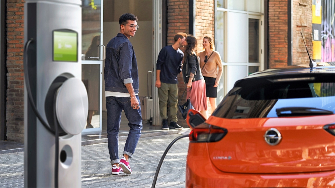 Un modelo eléctrico de Opel / OPEL Un modelo eléctrico de Opel / OPEL
