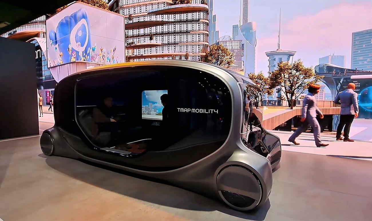 Vehículo autónomo en el Mobile World Congress 2023 / T.F. Vehículo autónomo en el Mobile World Congress 2023 / T.F.