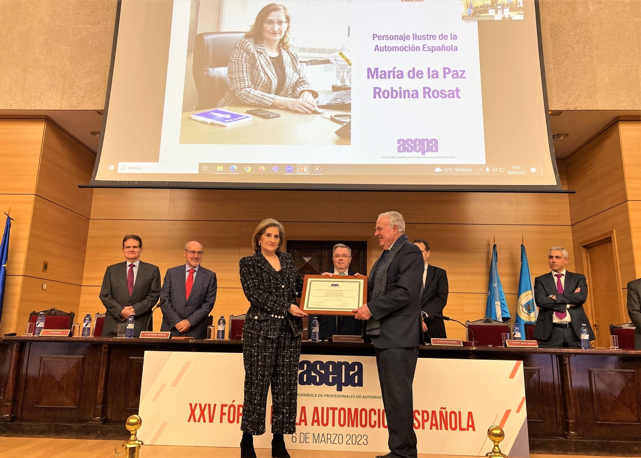 La presidente de Michelin España recoge el premio de Personaje de Automoción / A.M.